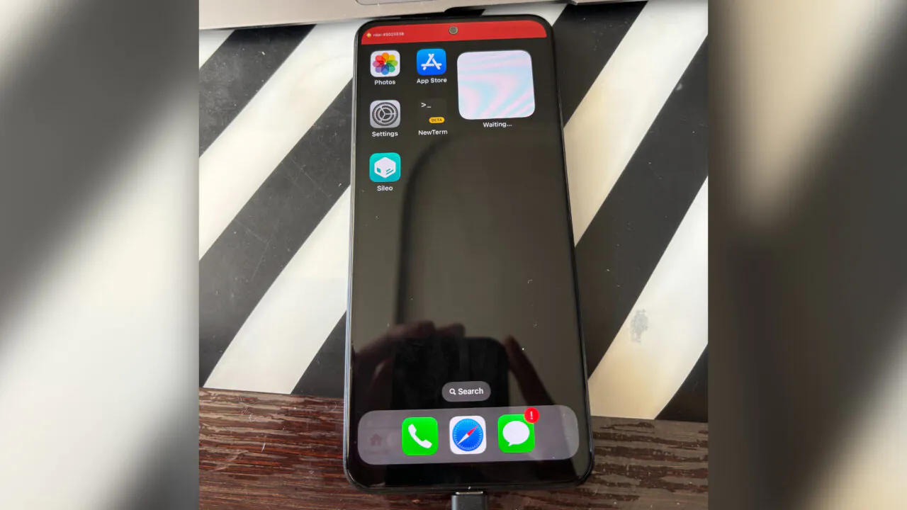 The iOS home screen displayed on an Android phone (image: Android Authority, via PhoneArena)